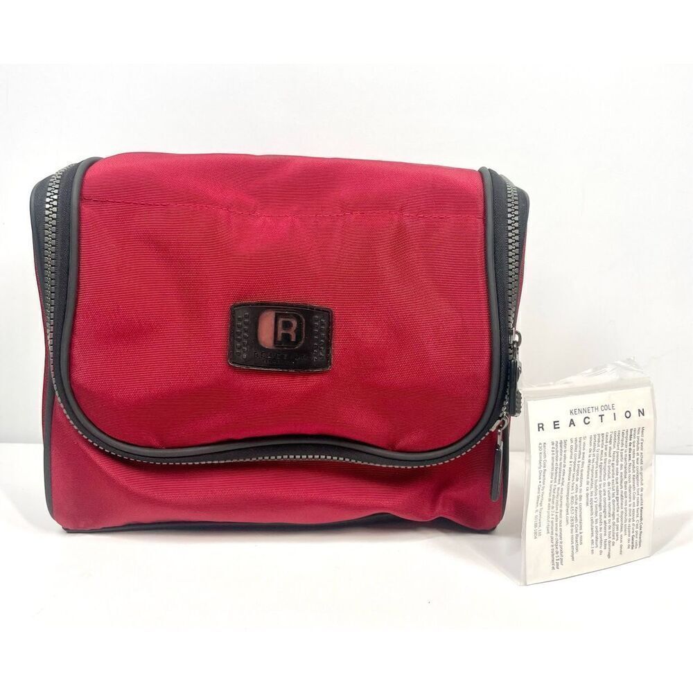 Kenneth Cole Reaction Men Canvas Red Hanging Travel Toiletry Bag Zip Handle NWT